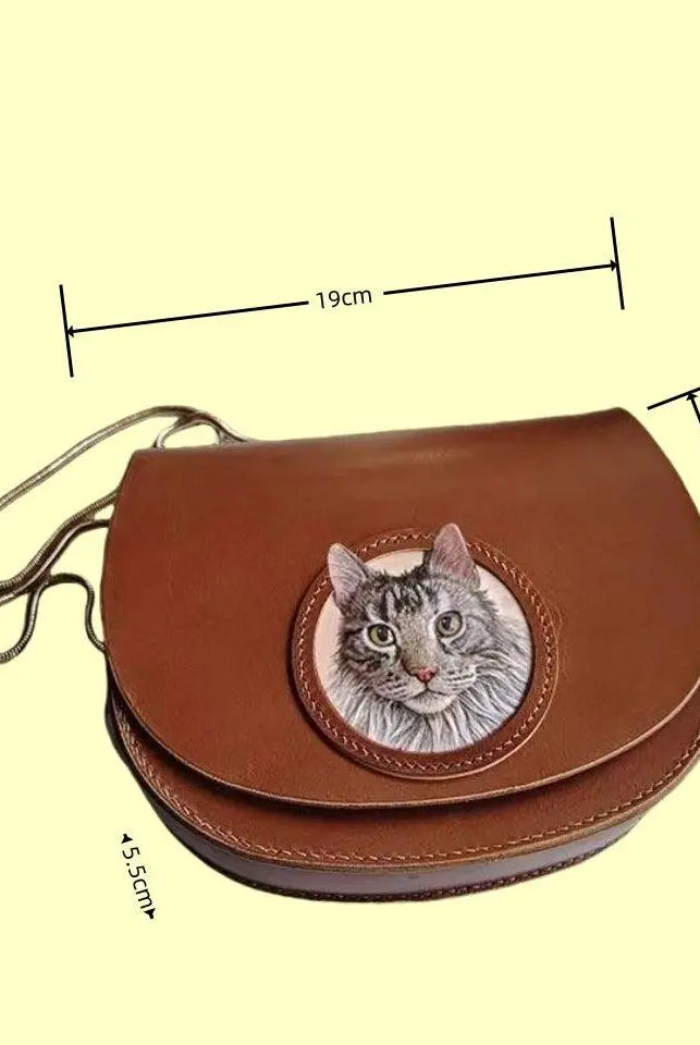 dimensions of the saddle bag engraved with cat portrait