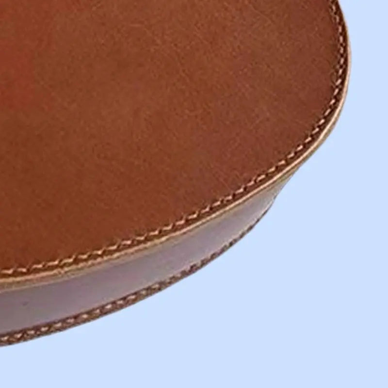 Enlarged part of the saddle bag showing nice and clean craftsmanship and stitching skills 